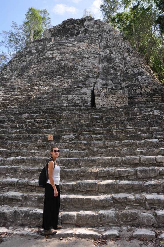 Uma das pirâmides nas ruínas de Cobá, na península do Yucatán, no México
